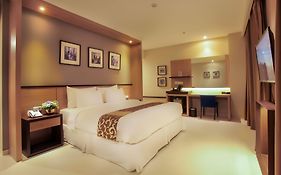 Montana Premier Senggigi